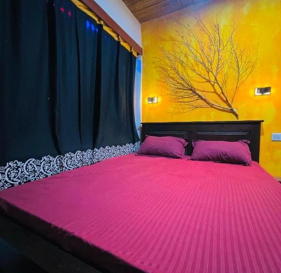 Номер Deluxe, Grand Cabin Pinnawala