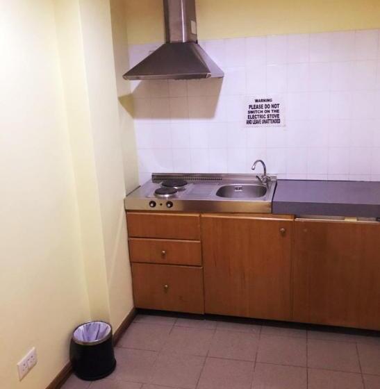 سوییت خانوادگی, Marjorie `y`