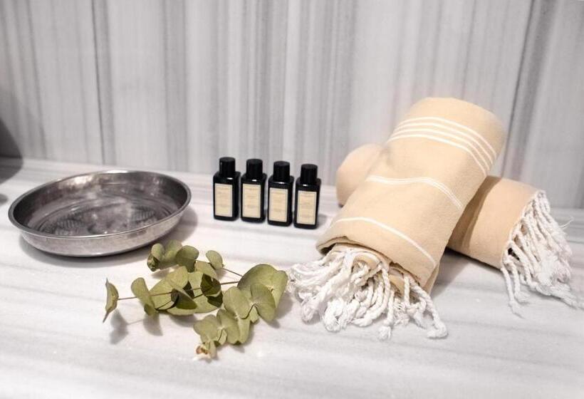 جناح, Me By Mula