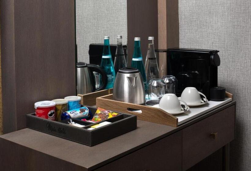 جناح, Me By Mula