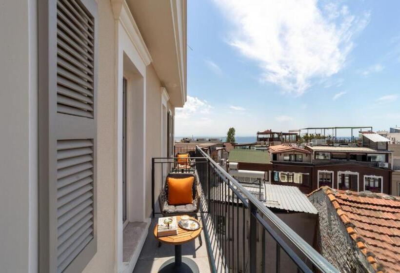 غرفة بريميوم مزودة بشُرفة, Me By Mula