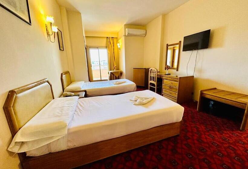 اتاق استاندارد, Queens Valley