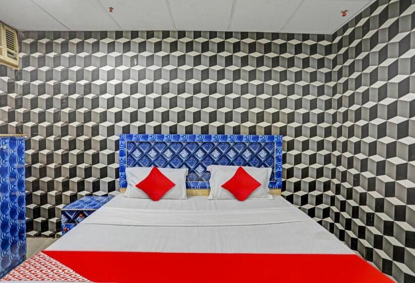 Трехместный Номер Классика, Oyo Flagship Hotel Aditya Inn
