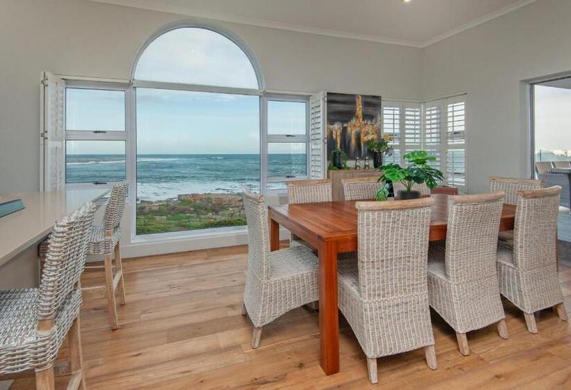 شقة دور أخير غرفة نوم واحدة, Absolute Ocean Boutique Guesthouse