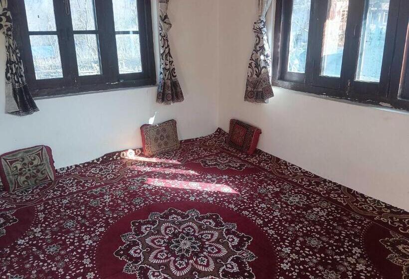 شقة غرفة واحدة, Oyo Home Fatima S Homestay