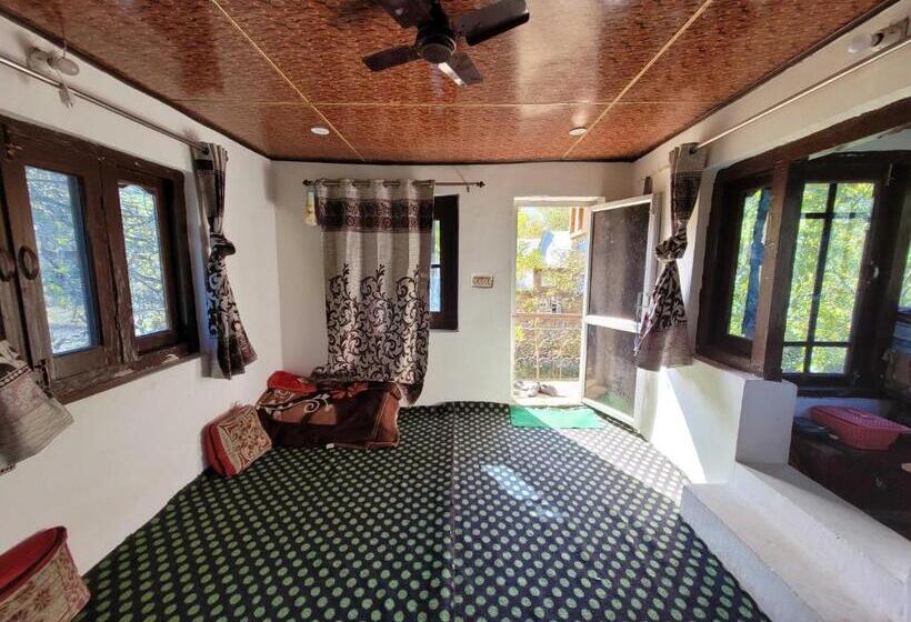 شقة غرفة واحدة, Oyo Home Fatima S Homestay