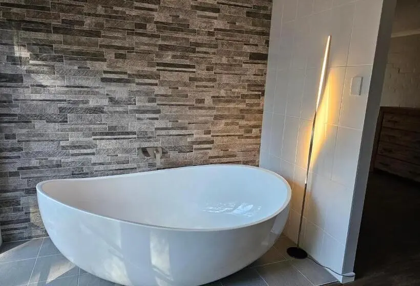 キングサイズベッドのスタンダードルーム, The Garden House Bnb