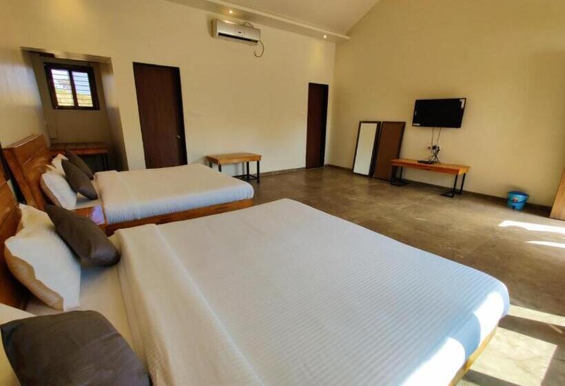 标准间, Shrubbery Palms Resort