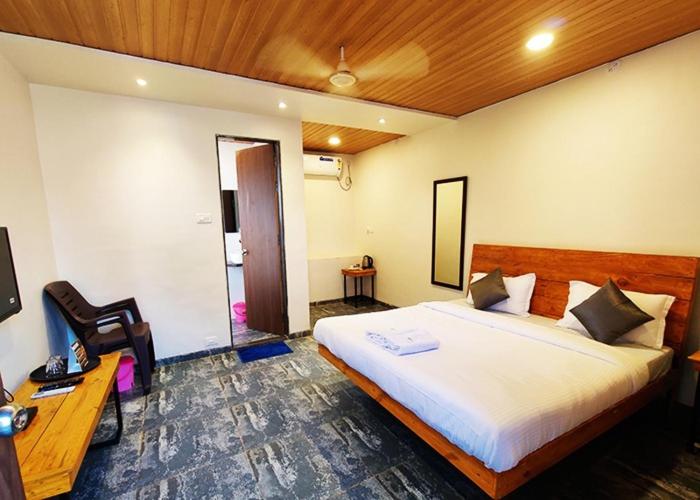 Négyágyas Standard Szoba, Shrubbery Palms Resort