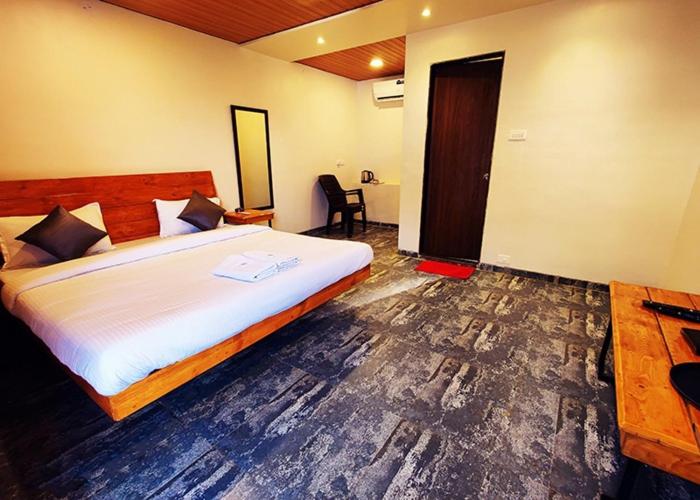 Négyágyas Standard Szoba, Shrubbery Palms Resort