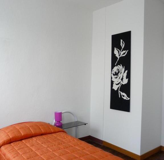 חדר סטנדרד יחיד חדר אמבטיה משותף, B&b Casa Cervade