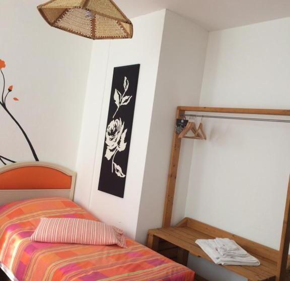 חדר סטנדרד יחיד חדר אמבטיה משותף, B&b Casa Cervade