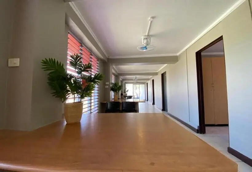 استودیوی لوکس, Island Travelers Accommodation