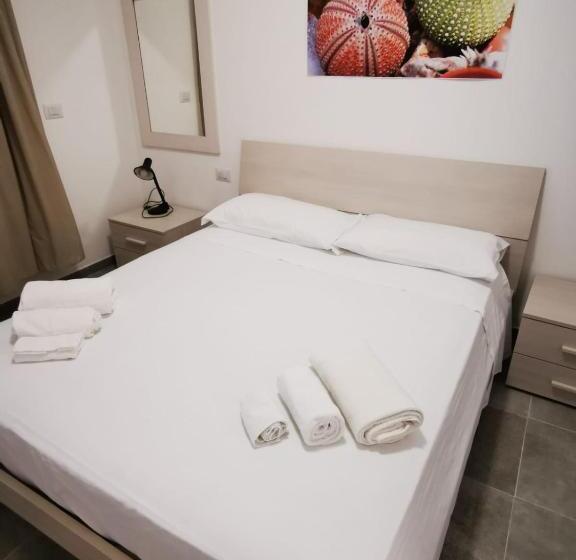 غرفة قياسية مزوَّدة بتراس, Residence Il Carrubo