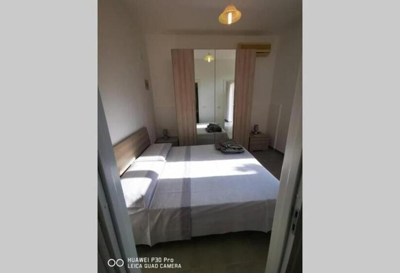 شقة غرفتين, Residence Il Carrubo