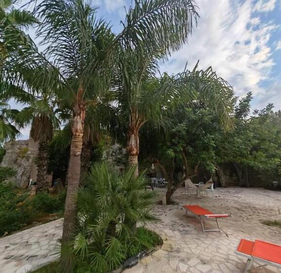 شقة غرفتين, Residence Il Carrubo