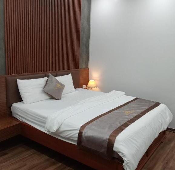 اتاق استاندارد چهارنفره با بالکن, Tam đảo