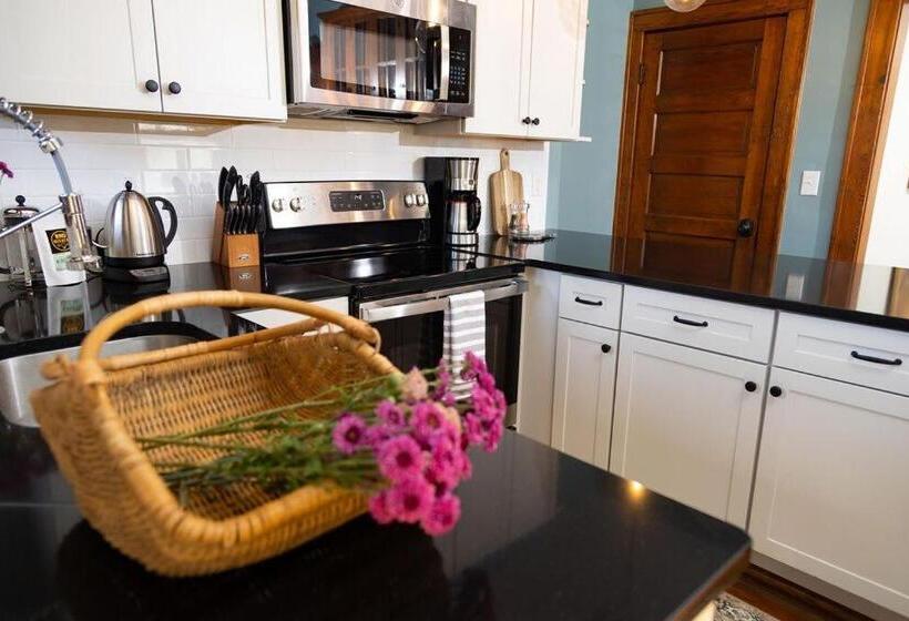 סוויטה משפחתית, The Winona House   Boutique Hotel Near Downtown