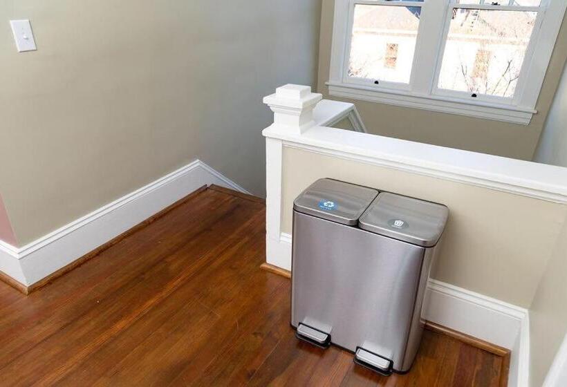 סוויטה עם מרפסת, The Winona House   Boutique Hotel Near Downtown