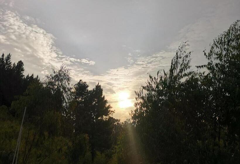 غرفة قياسية مطلة على الجبل, Mountain Peak Ella