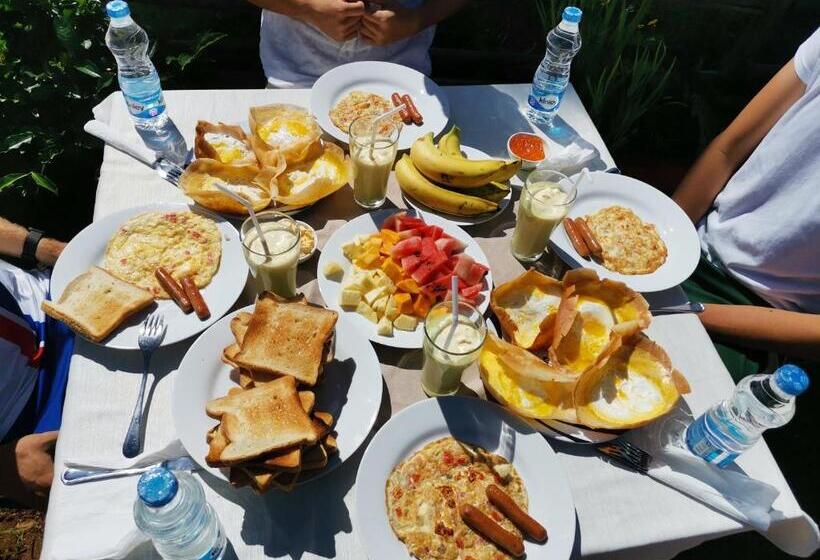 غرفة قياسية مطلة على الجبل, Mountain Peak Ella