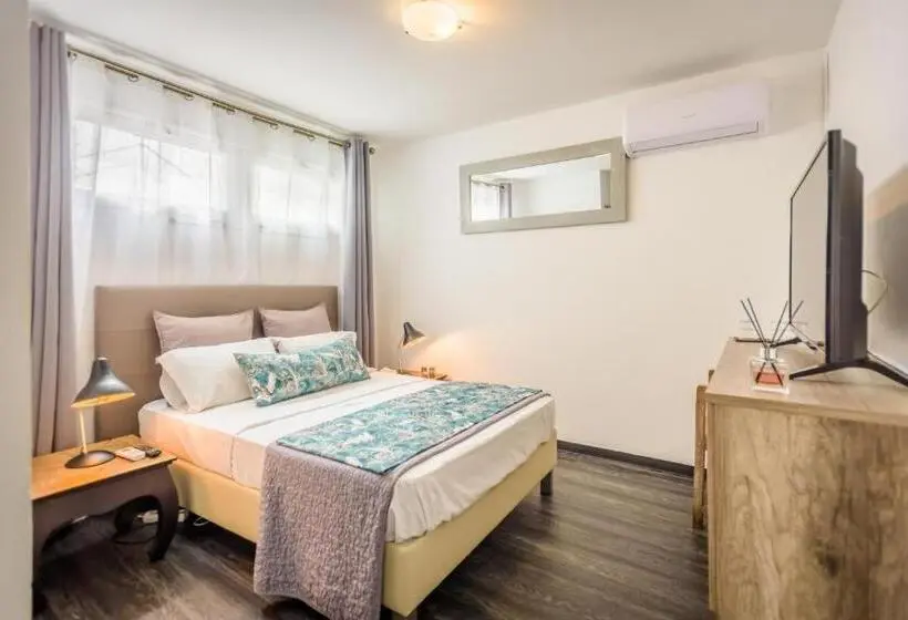 آپارتمان 1 خوابه با بالکن, 1a Chambres Et Appartements Au Calme Centre St Denis Barachois