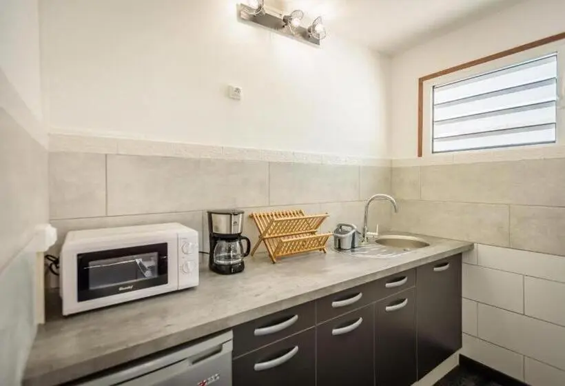 آپارتمان 1 خوابه با بالکن, 1a Chambres Et Appartements Au Calme Centre St Denis Barachois