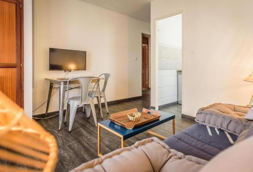 آپارتمان 1 خوابه با بالکن, 1a   Chambres Et Appartements Au Calme   Centre St Denis   Barachois