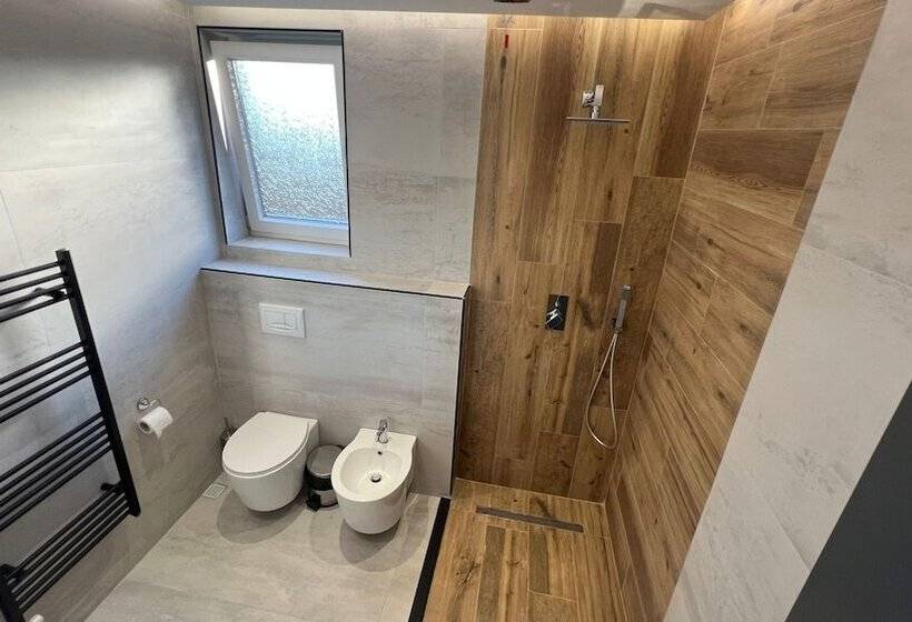 스탠다드 룸, Monopoly