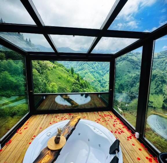 بنجلو سوبيريور, Northland Bungalows