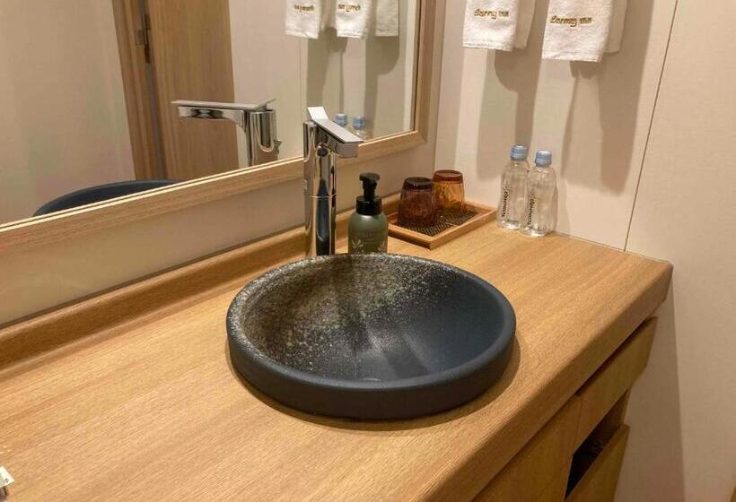 חדר סטנדרט לשלושה עם טרסה, Dormy Inn Premium Ginza