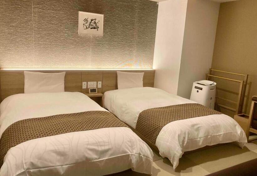 חדר סטנדרט לשלושה עם טרסה, Dormy Inn Premium Ginza