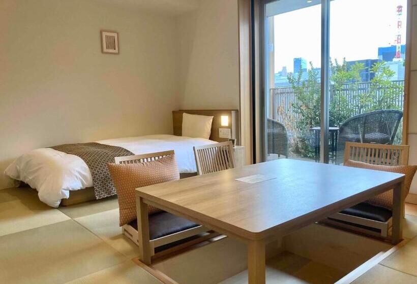 חדר דלוקס לשלושה, Dormy Inn Premium Ginza