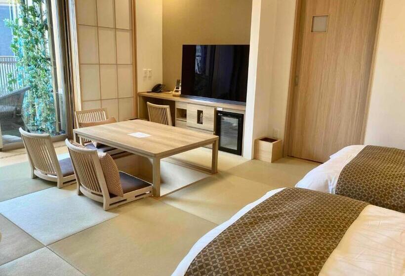 חדר דלוקס לשלושה, Dormy Inn Premium Ginza