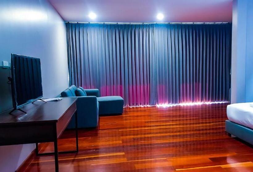스탠다드 룸 킹사이즈 침대, The Riva Vientiane