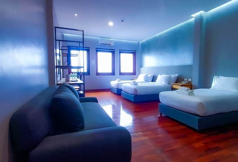 디럭스 트리플 룸, The Riva Vientiane