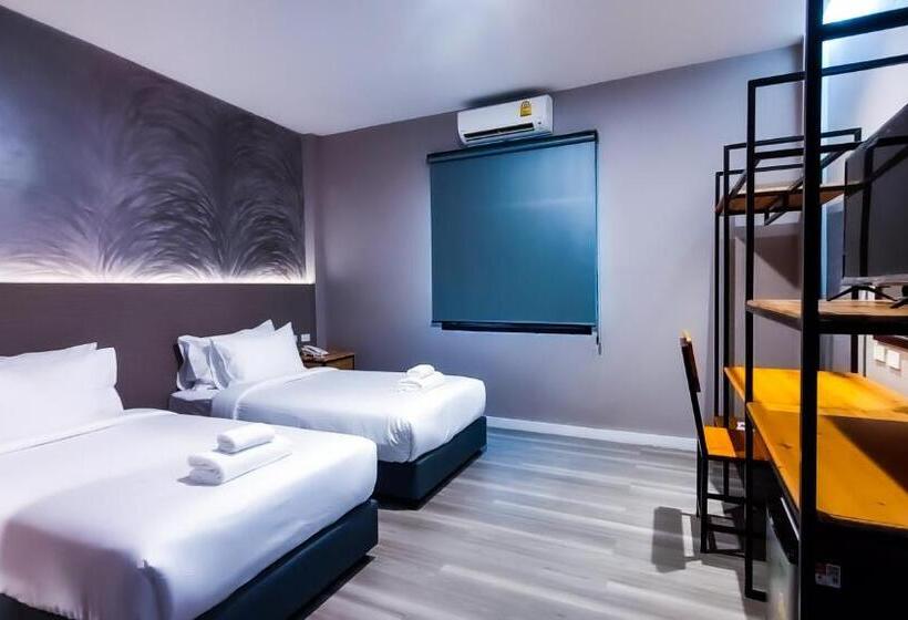 스탠다드 룸, The Riva Vientiane