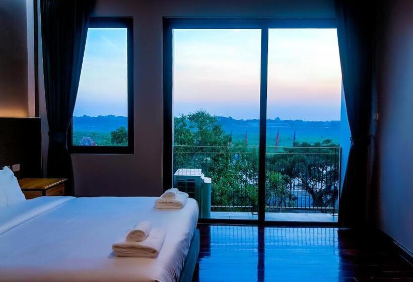 디럭스 패밀리 룸, The Riva Vientiane