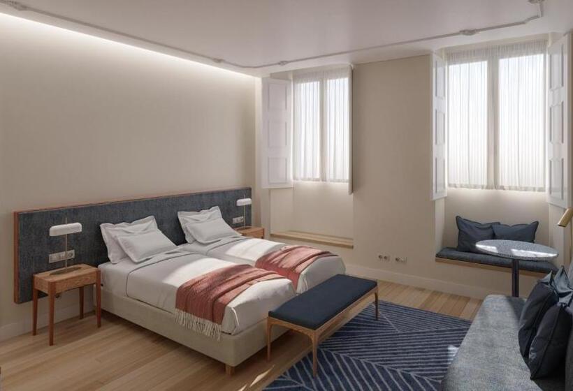 豪华三人间, Nine Dots Azorean Art Boutique