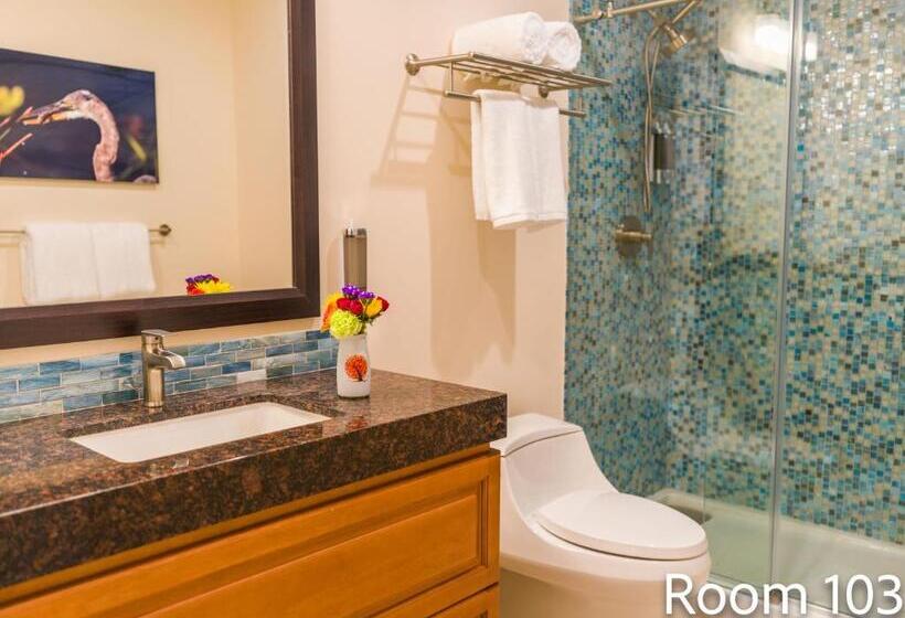 סוויטה, Seaside Villas