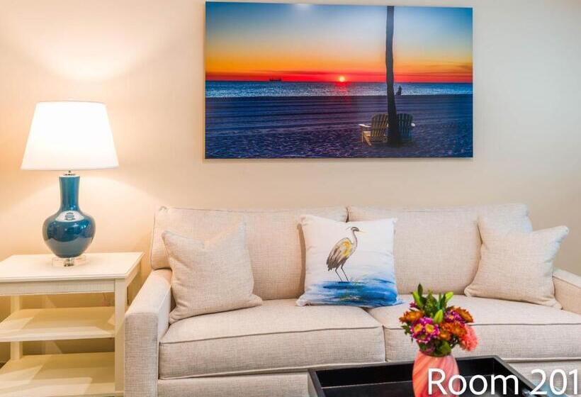 סוויטה, Seaside Villas