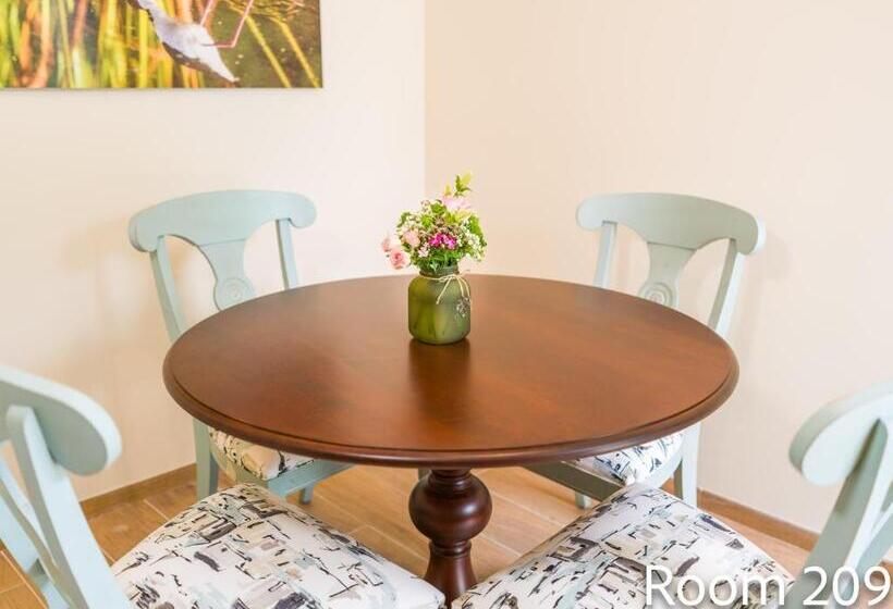 סוויטת 2 חדרי שינה, Seaside Villas