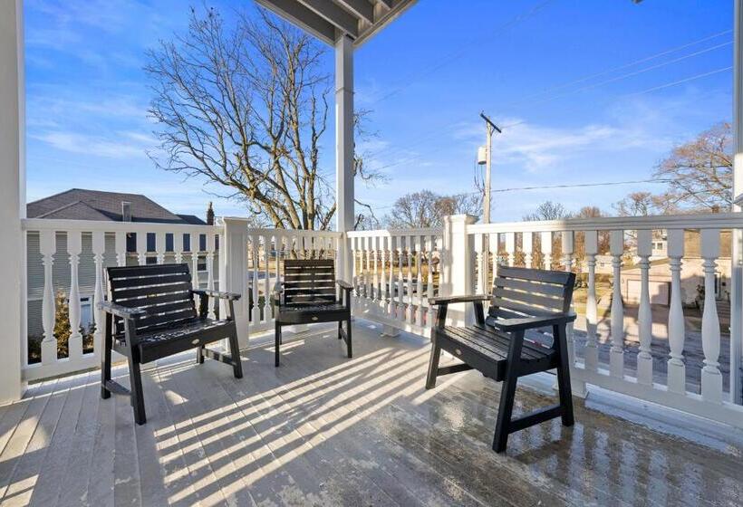 スイート, The Washington Boutique