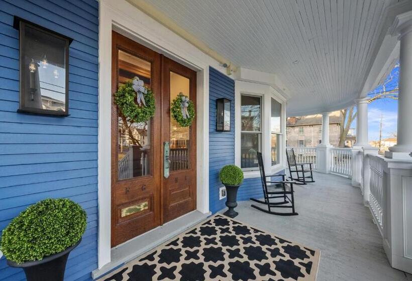 スイート, The Washington Boutique