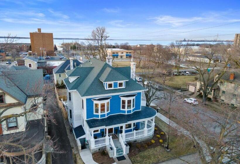 プレミアムスイート, The Washington Boutique