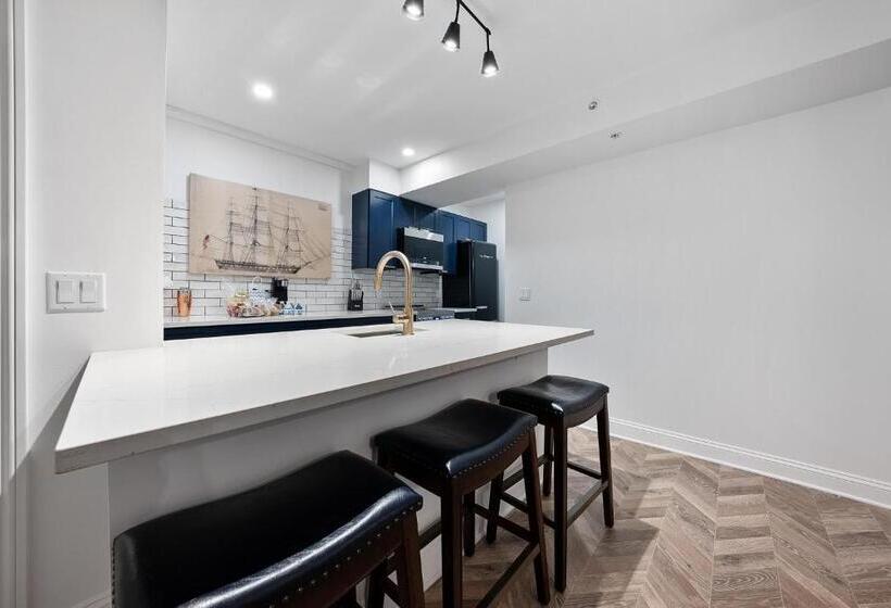 スイート, The Washington Boutique