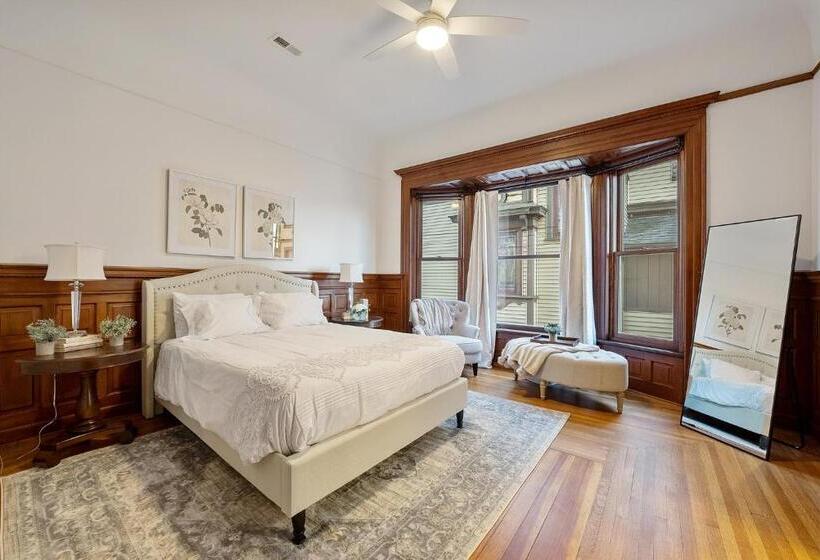 プレミアムスイート, The Washington Boutique