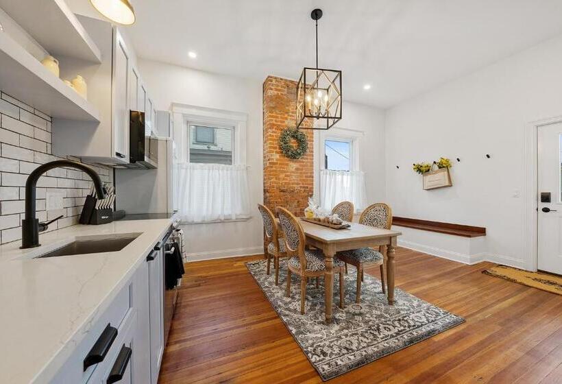 プレミアムスイート, The Washington Boutique