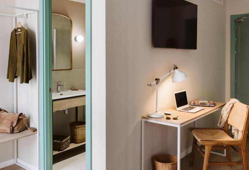 غرفة قياسية, Lindala Natural