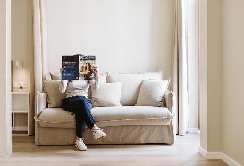 غرفة كلاسيكية رباعية, Lindala Natural